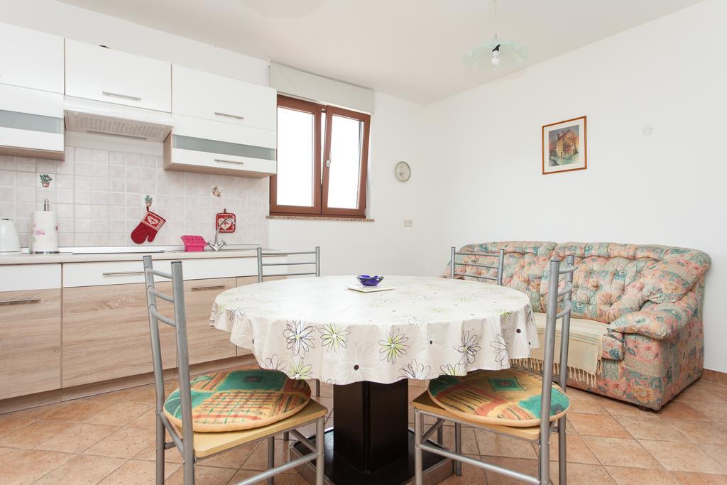 House Soni - 800 M From The Sea Vila Rovinj Exterior foto