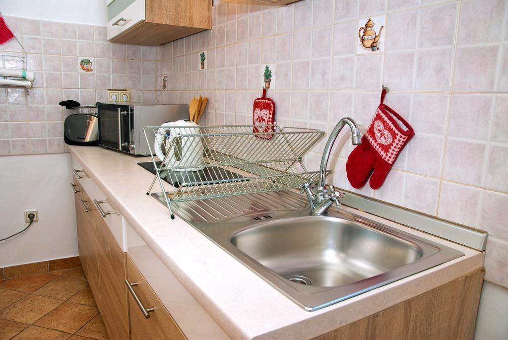 House Soni - 800 M From The Sea Vila Rovinj Quarto foto